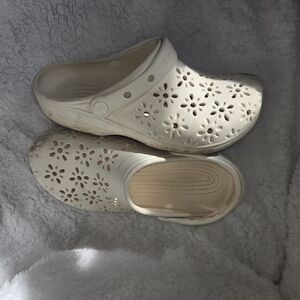 CROCS Cream Floral Cutout Clogs